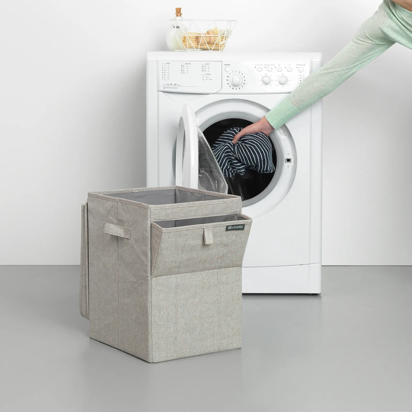 Brabantia Wäschekorb stapelbar 35 Liter, Hellgrau Brabantia