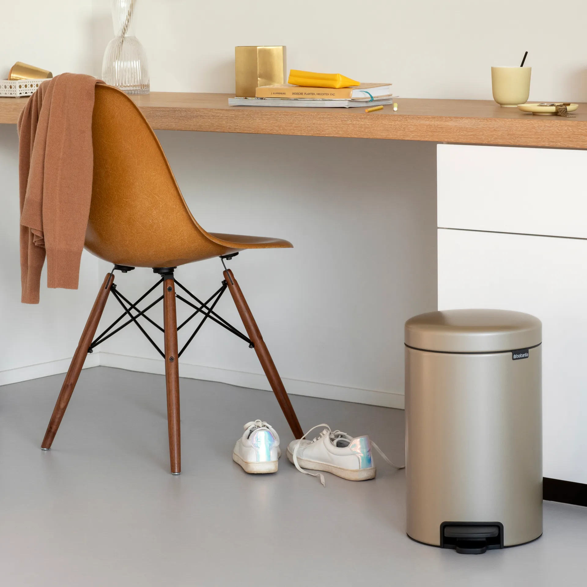 New Icon Treteimer 12 Liter, Metallic Gold Brabantia