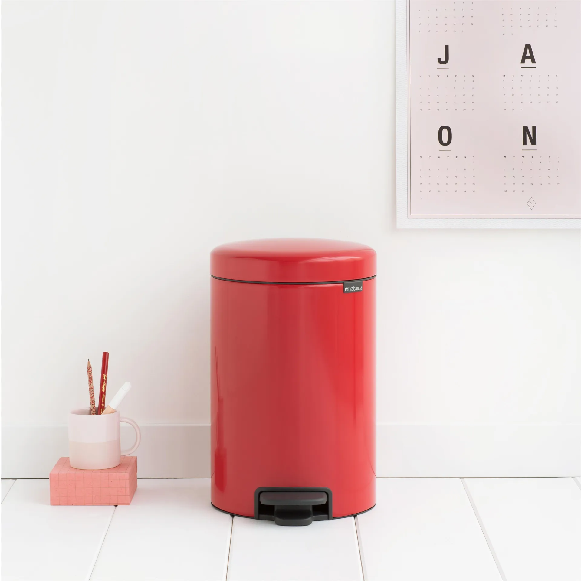 New Icon Treteimer 12 Liter, Passion red (rot) Brabantia