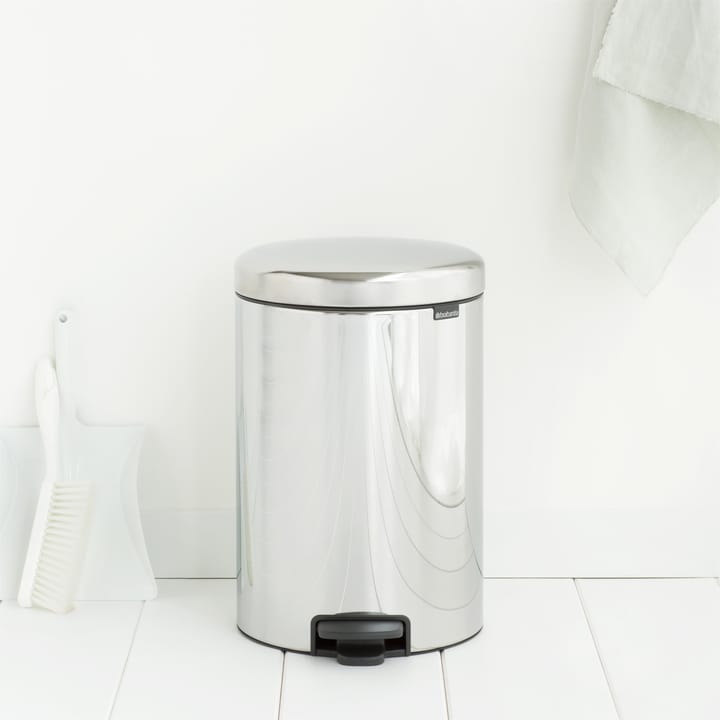 New Icon Treteimer 20 Liter - Brilliant steel - Brabantia