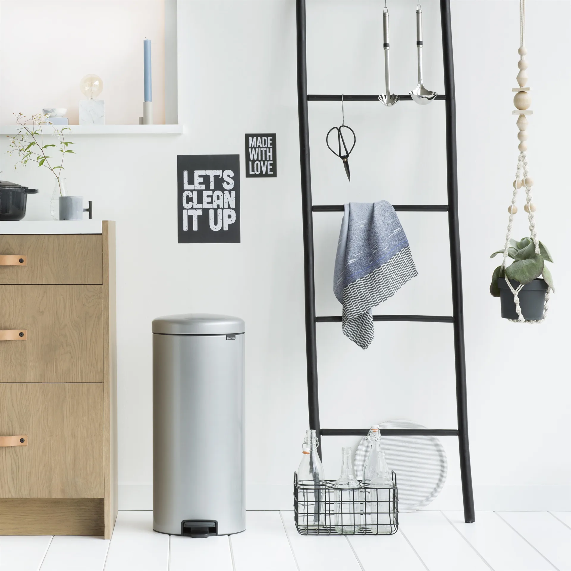 New Icon Treteimer 30 liter, Metallic grey (grau) Brabantia