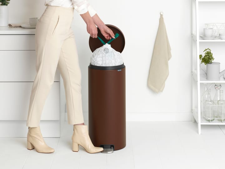 New Icon Treteimer 30 liter, Mineral cosy brown Brabantia