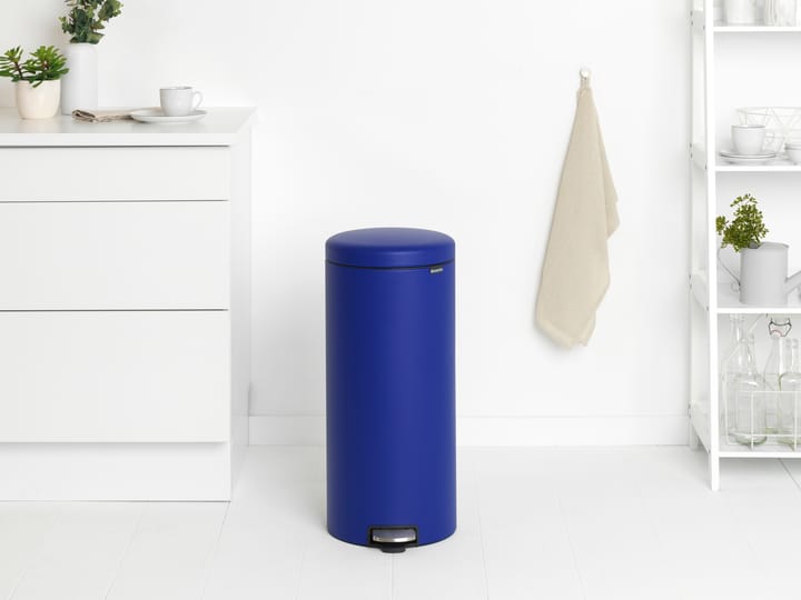 New Icon Treteimer 30 liter, Mineral powerful blue Brabantia