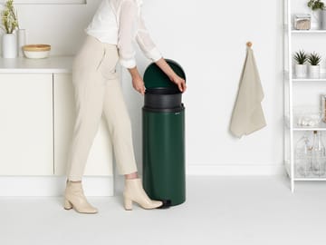 New Icon Treteimer 30 liter - Pine green - Brabantia
