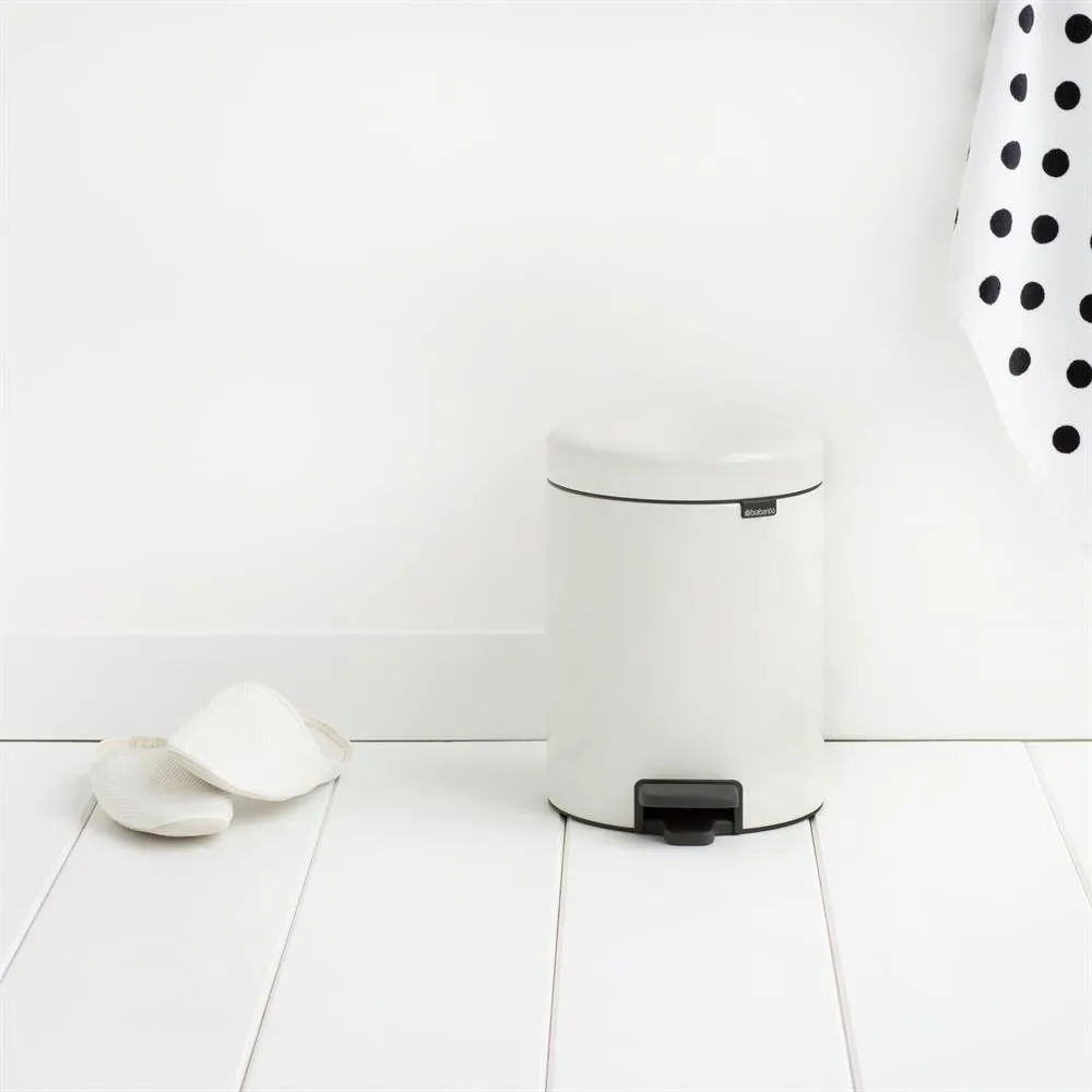 New Icon Treteimer 5 Liter, White (weiß) Brabantia
