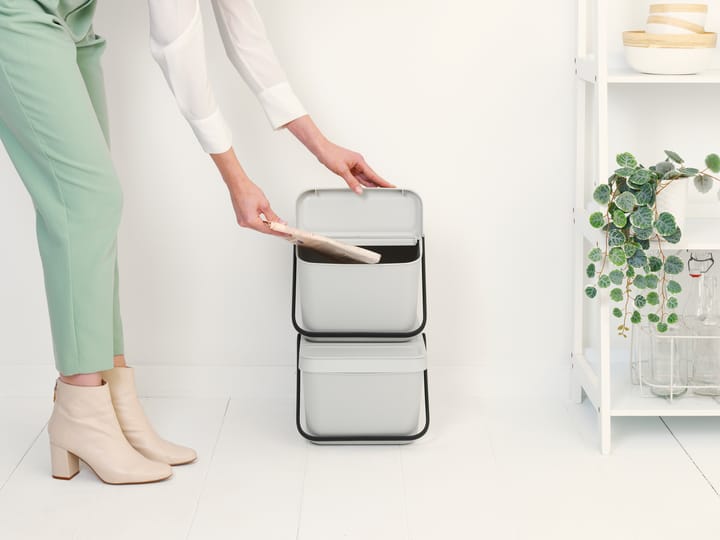 Sort & Go Stapelbarer Abfalleimer 20 l - Hellgrau - Brabantia