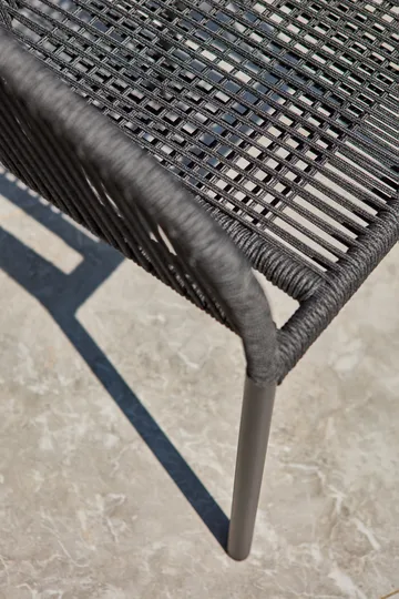 Delta Armlehnstuhl - Schwarz - Brafab