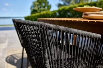 Delta Armlehnstuhl - Schwarz - Brafab