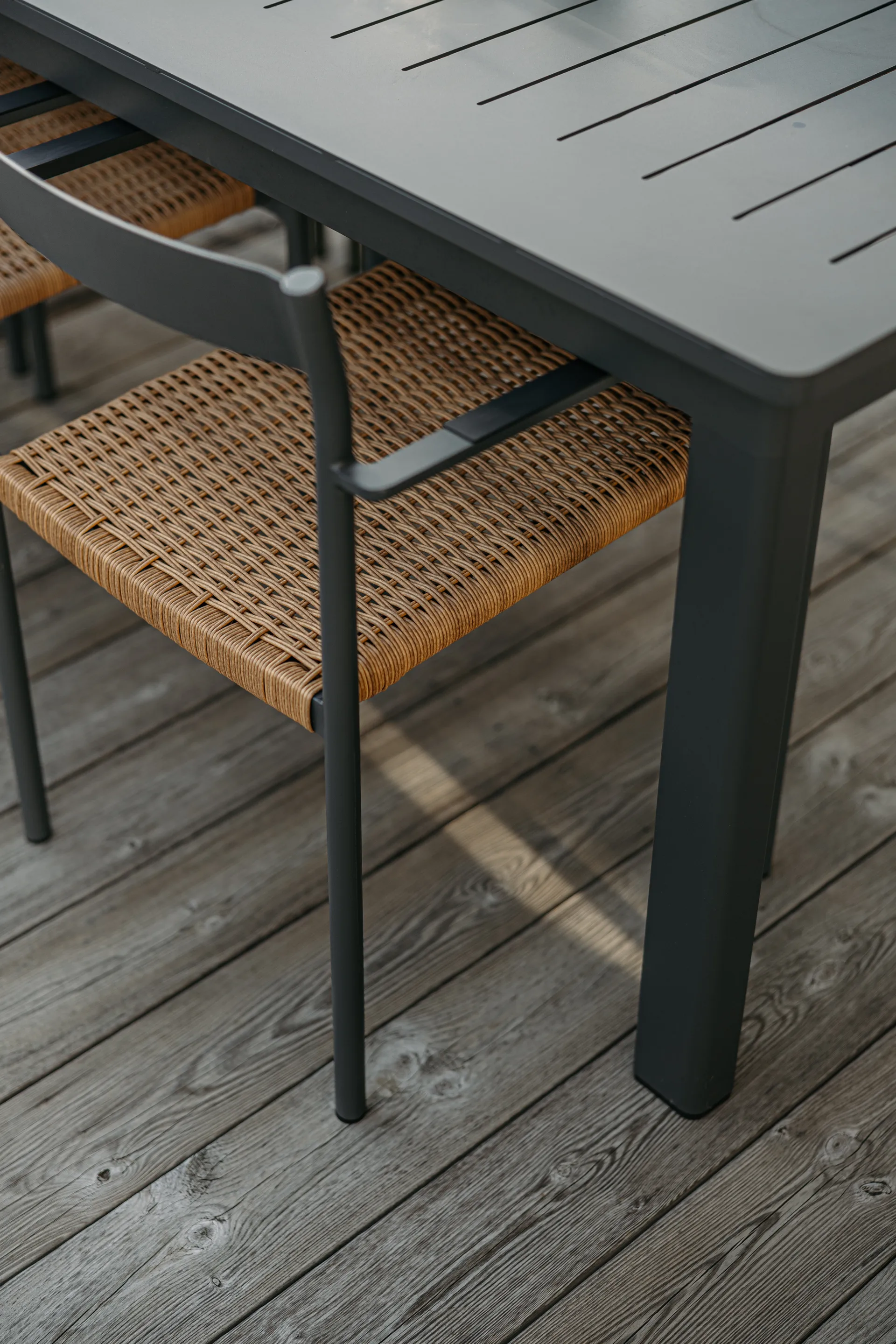 DK Armlehnstuhl, Anthracite Brafab