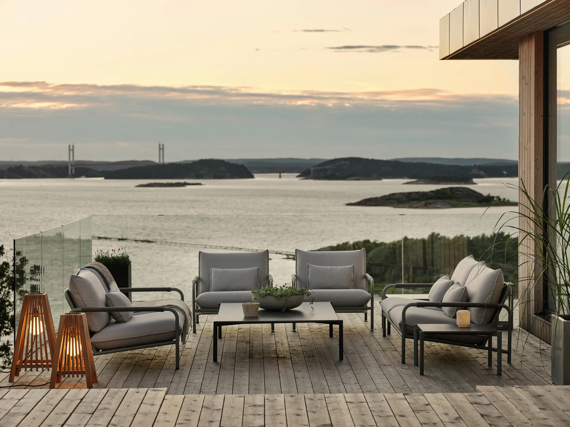 Hallavara Couchtisch, Anthracite 112x162 cm Brafab