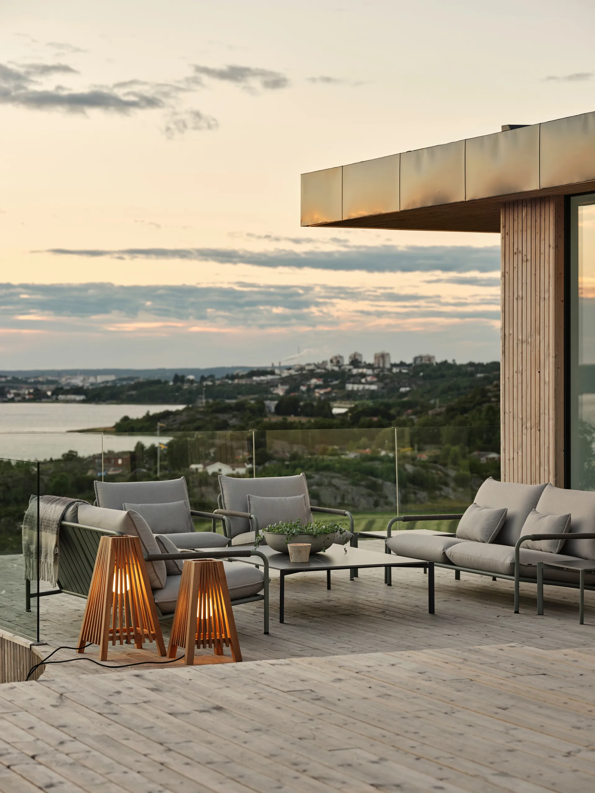 Hallavara Couchtisch, Schwarz 112x162 cm Brafab