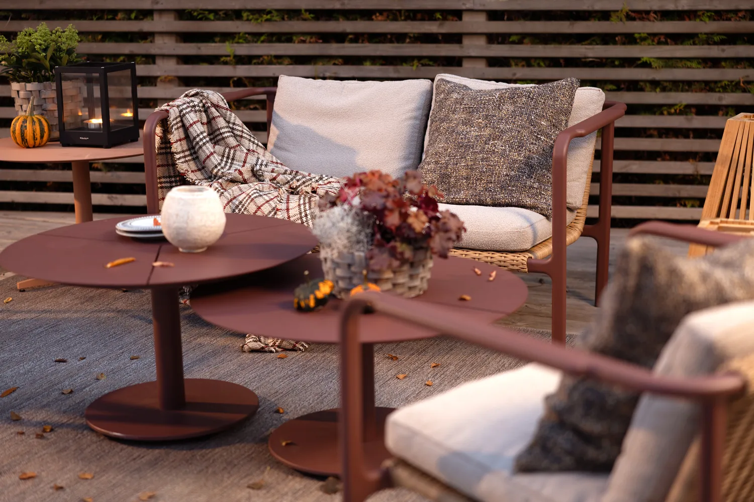 Motty Sofa, Zin red-teddy beige, 2-sitzig Brafab