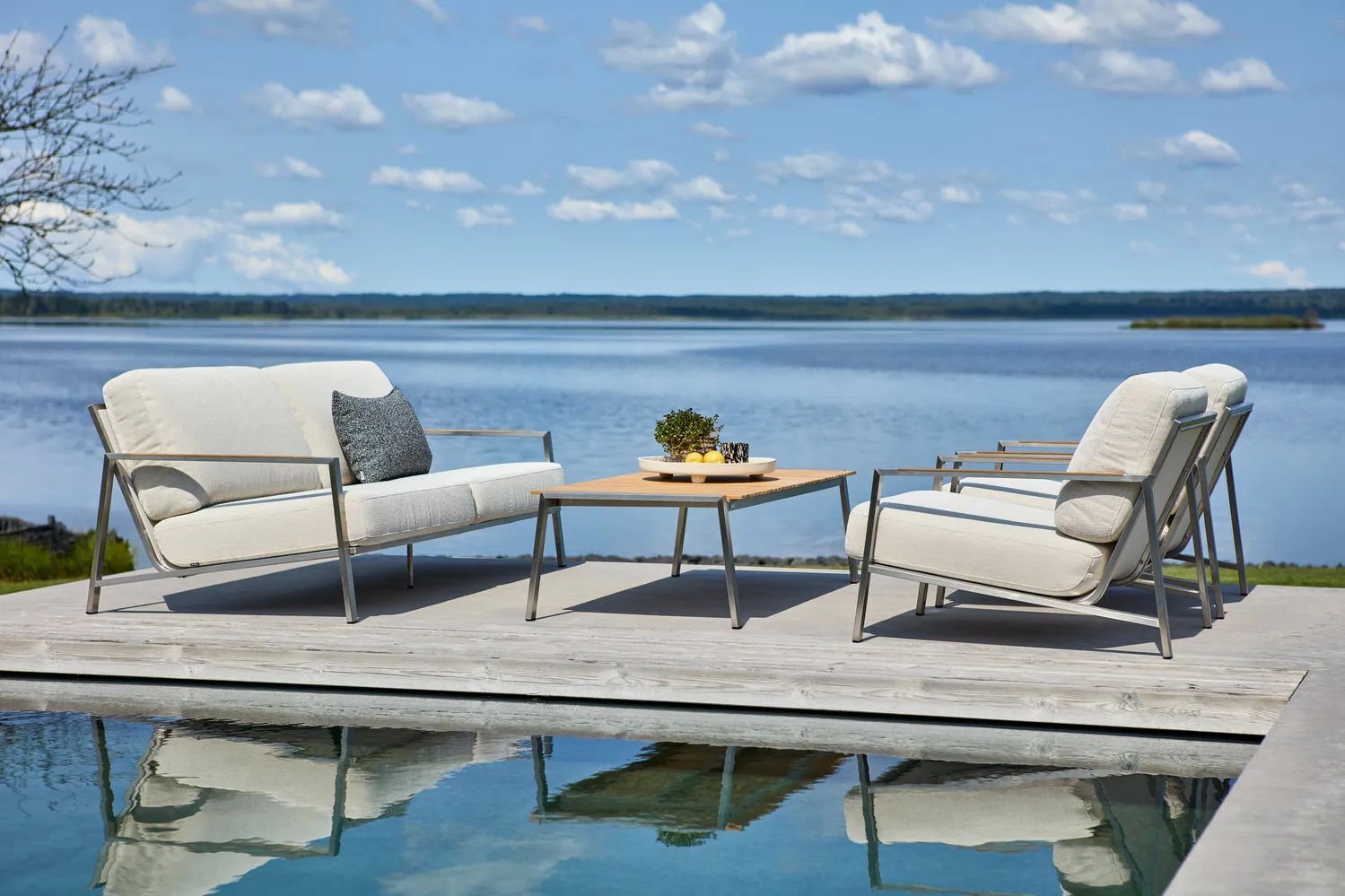 Naos Sofa, Stainless steel-dot beige, 2,5-Sitzer Brafab