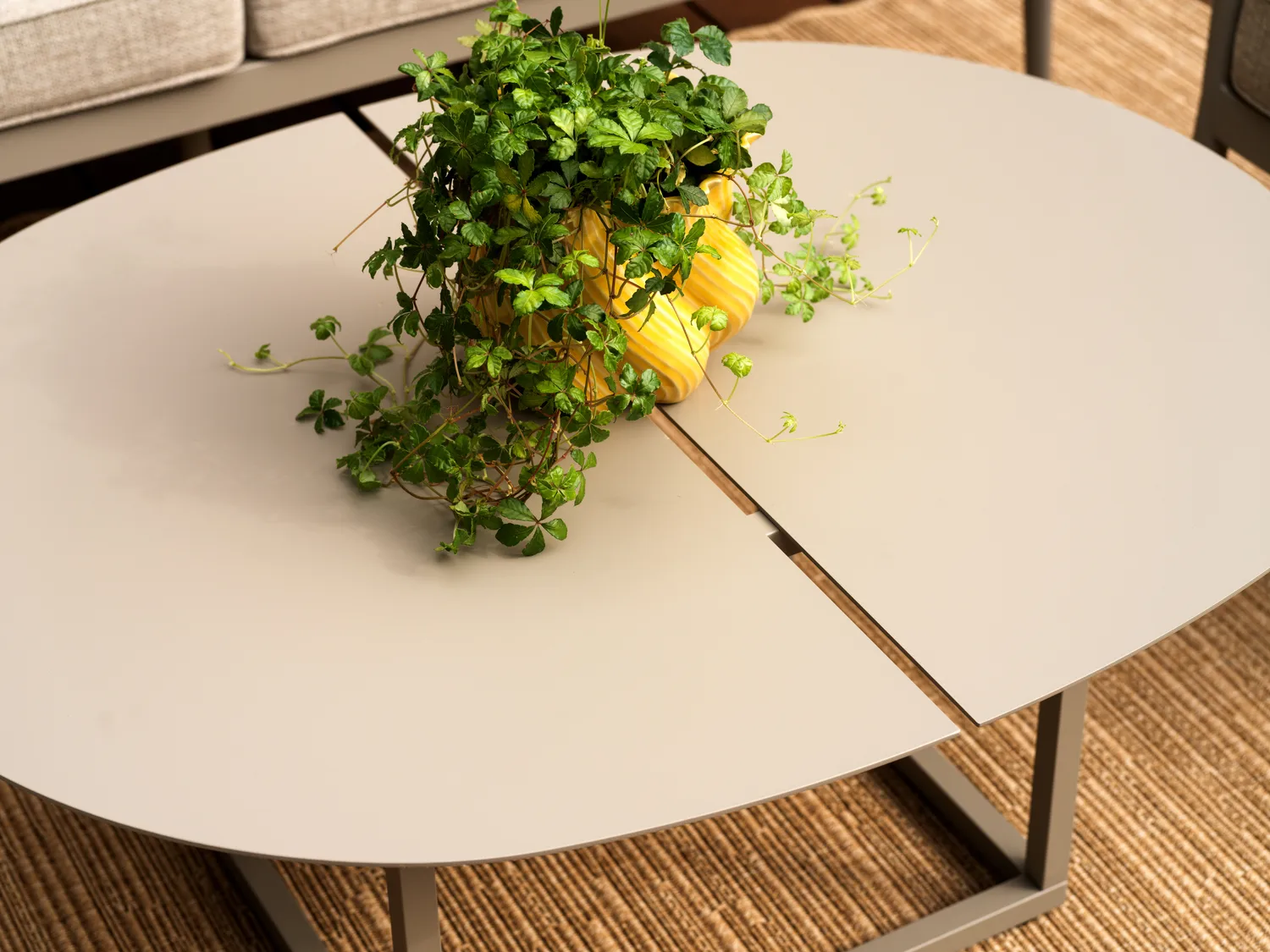 Olive Couchtisch, Khaki, 110x80 cm Brafab