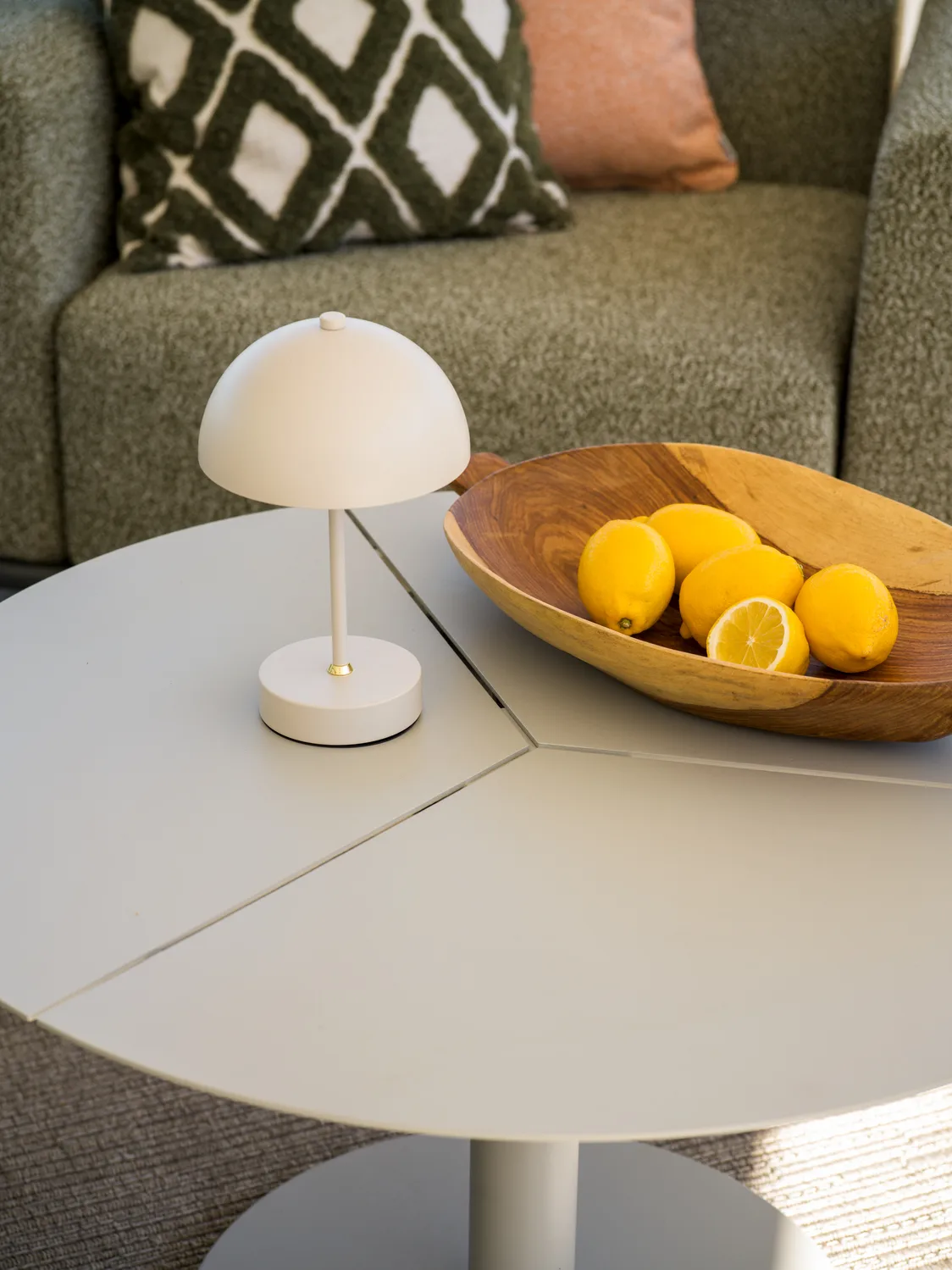 Peace Couchtisch, Light grey, Ø80x46 cm Brafab