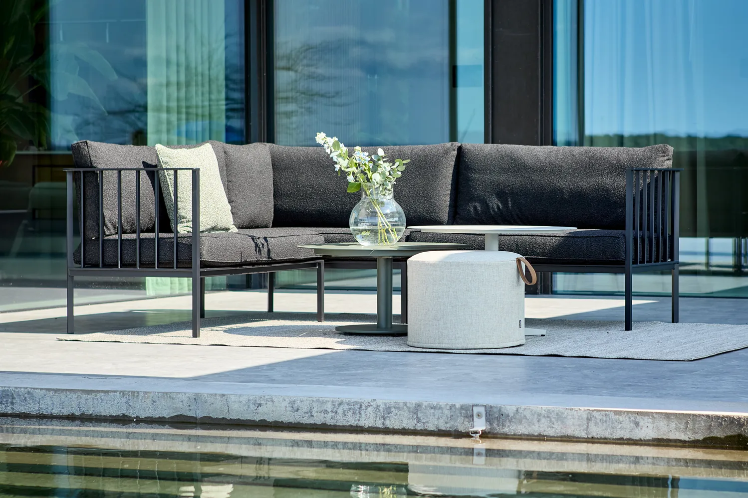 Peace Couchtisch, Nordic green, Ø80x40 cm Brafab