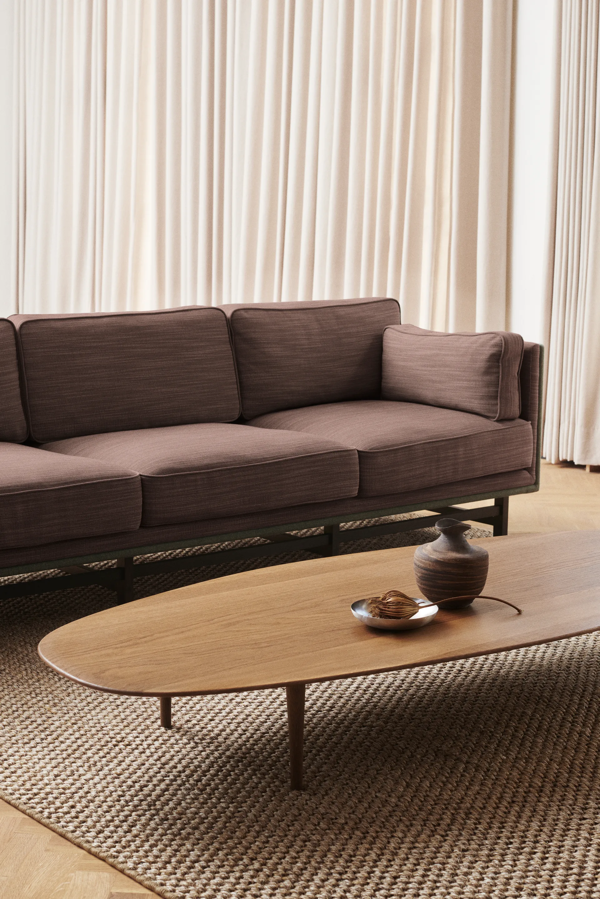 Jari Couchtisch 80x180cm, Eiche geräuchert Brdr. Krüger