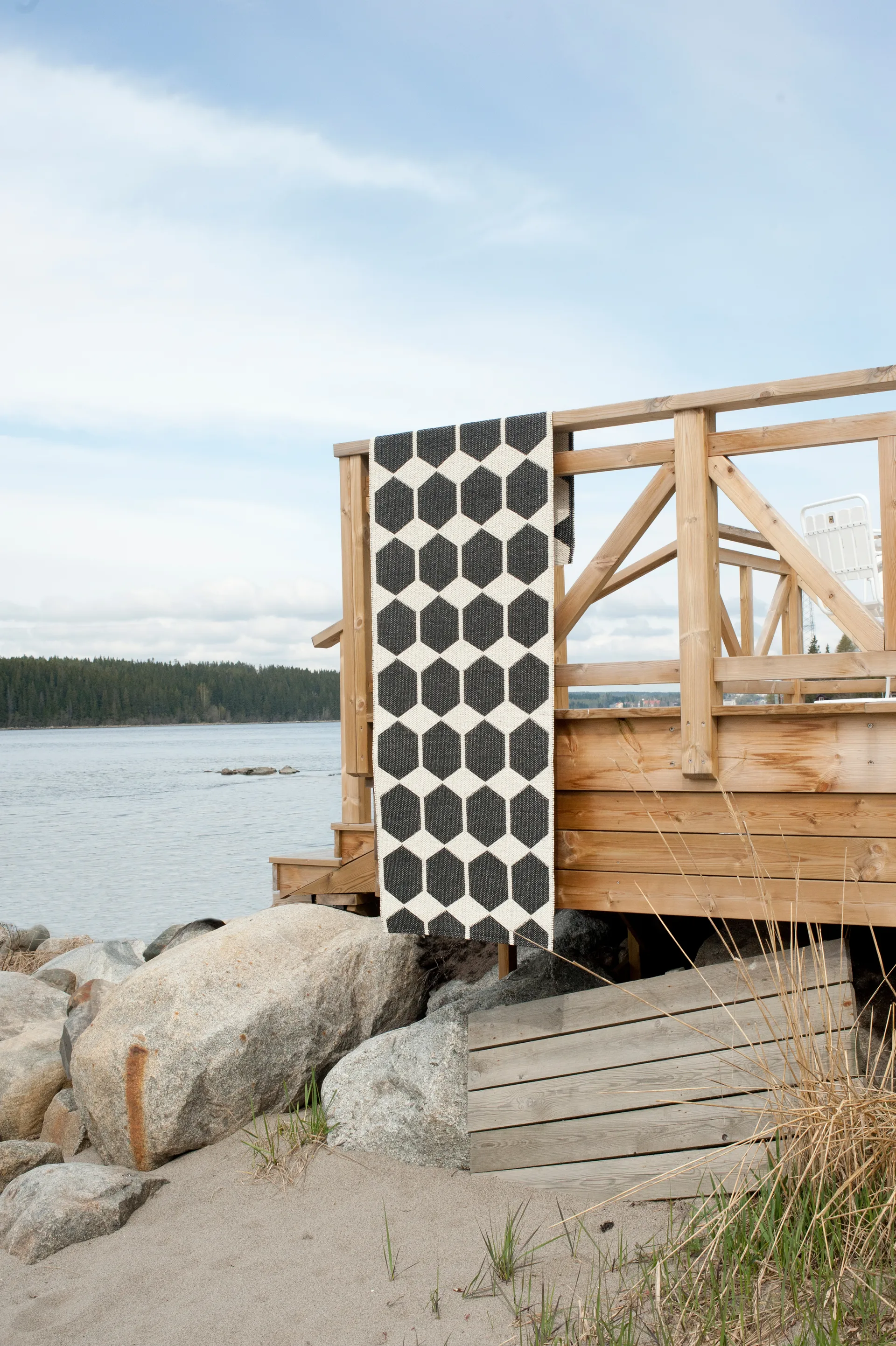 Anna blauer Teppich, 70 x 200cm Brita Sweden