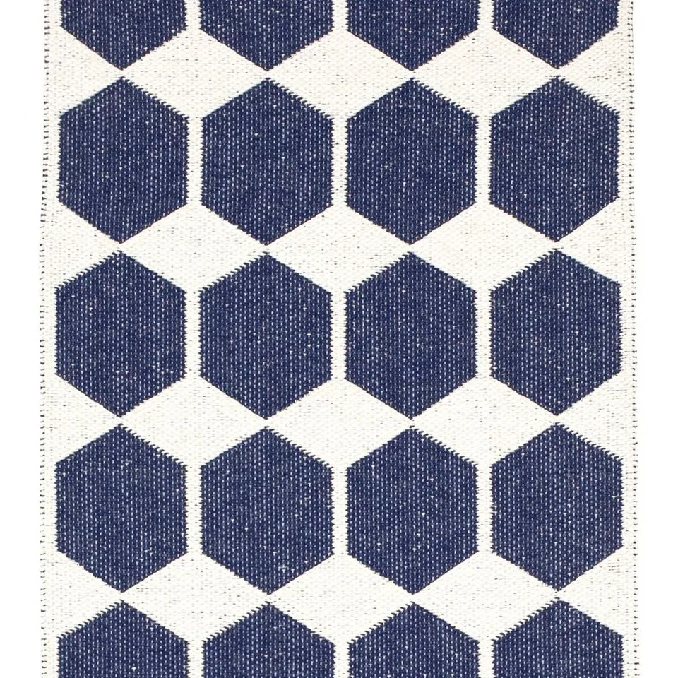 Anna blauer Teppich, 70x100cm Brita Sweden