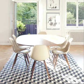 Gunnel großer schwarzer Teppich - 150 x 200cm - Brita Sweden