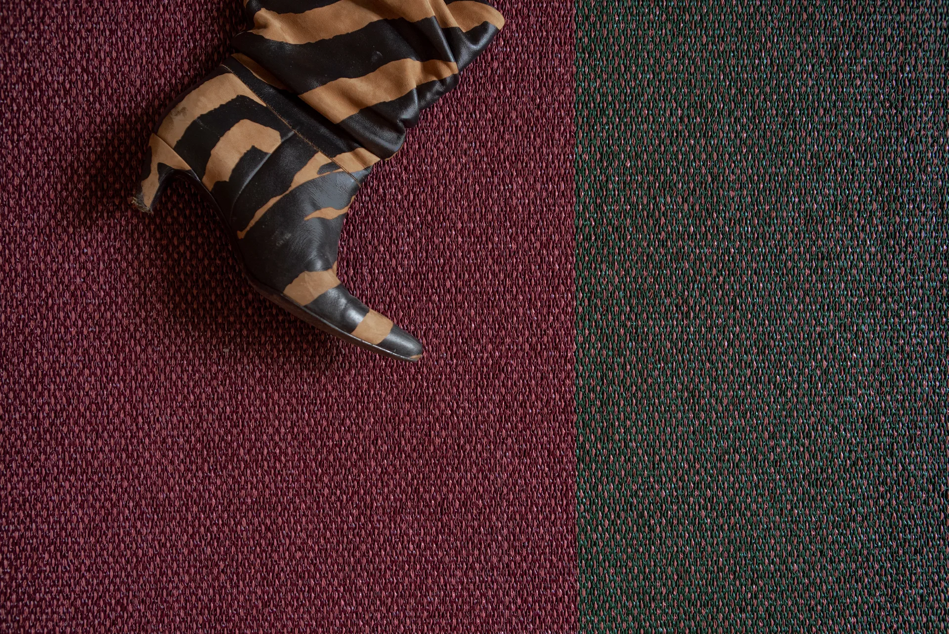 Moor Teppich raspberry (Grün-Rosa), 70 x 300cm Brita Sweden