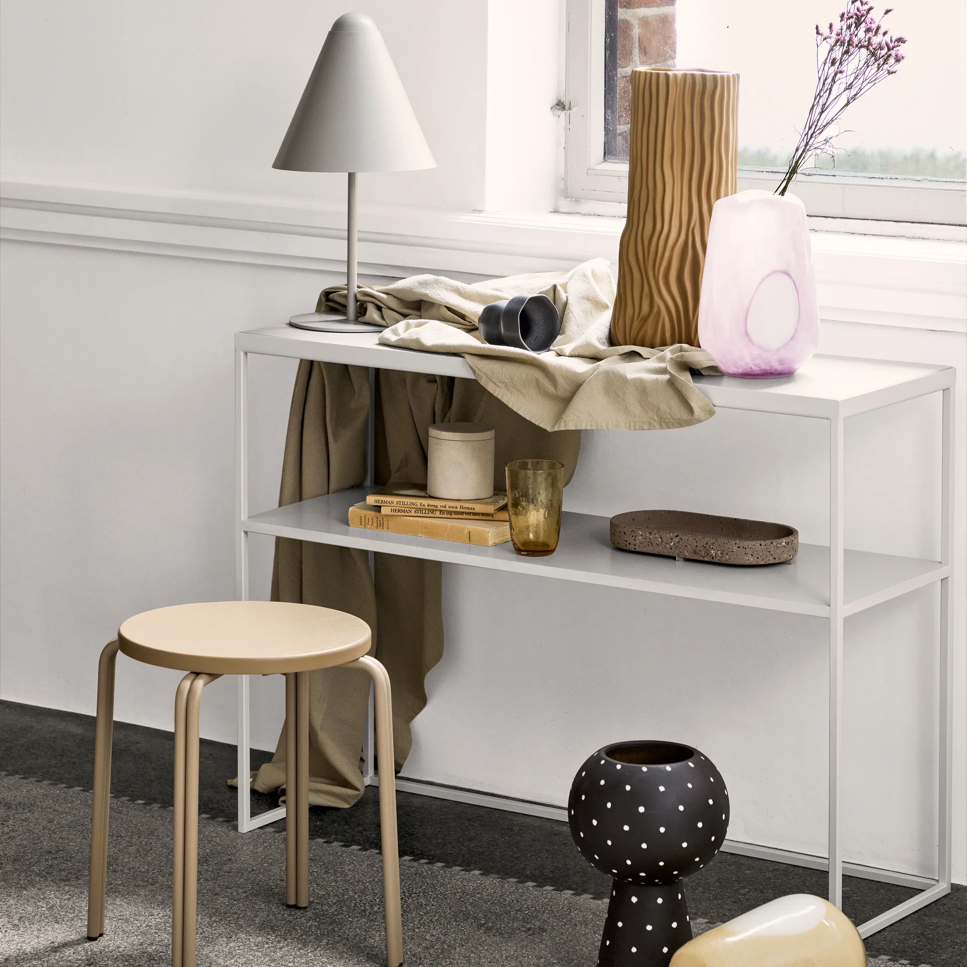 Gine Lampenfuß, Light grey Broste Copenhagen