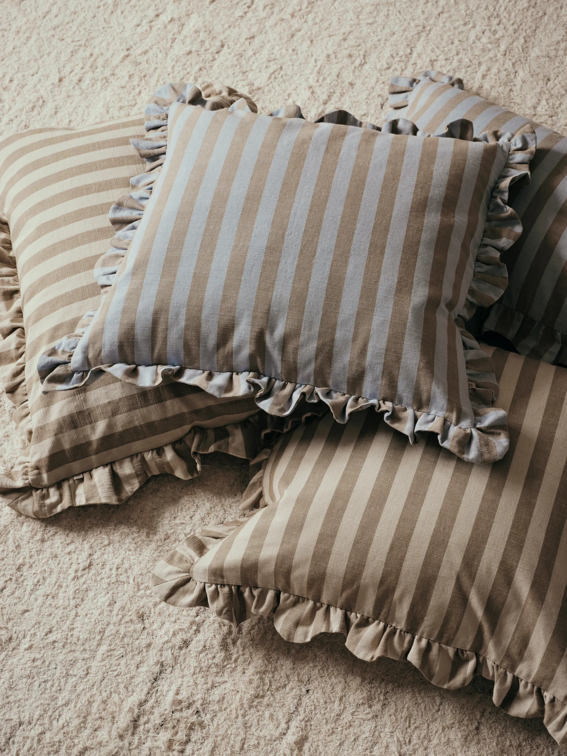 Ina Kissenbezug, Dusty blue-brown kelp, 50x50 cm Broste Copenhagen