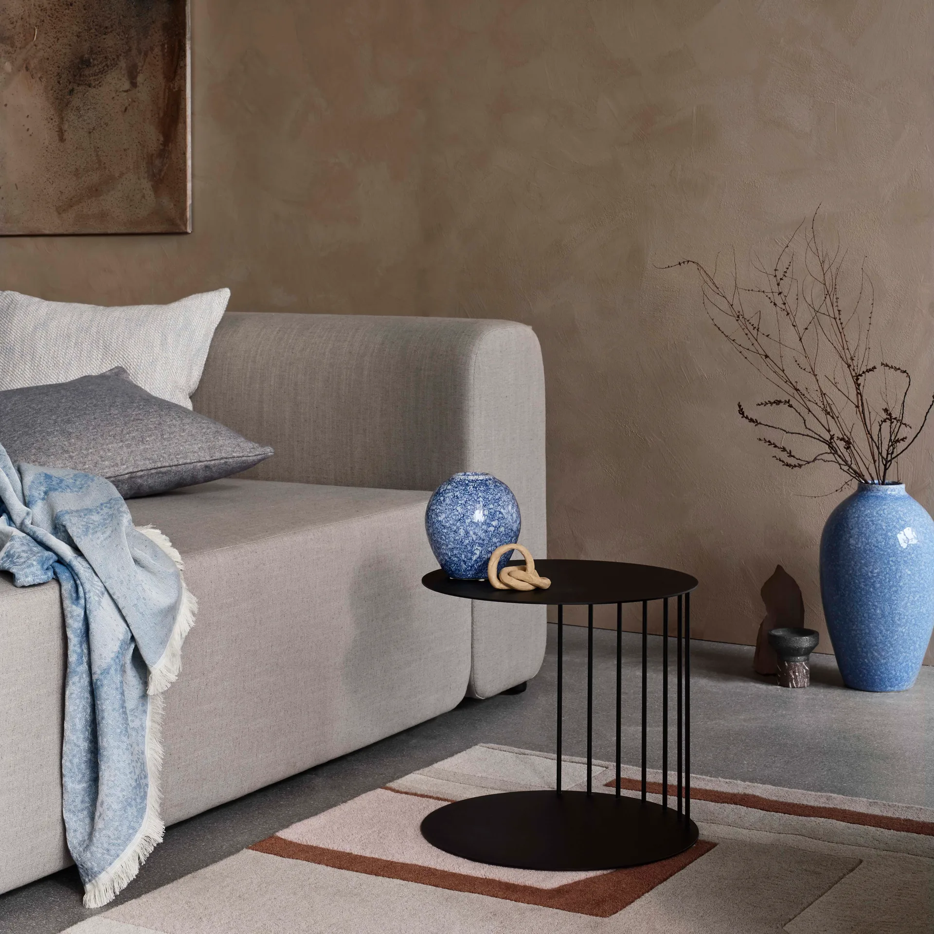 Ingrid Keramikvase 25,5cm, Insignia blue-white Broste Copenhagen