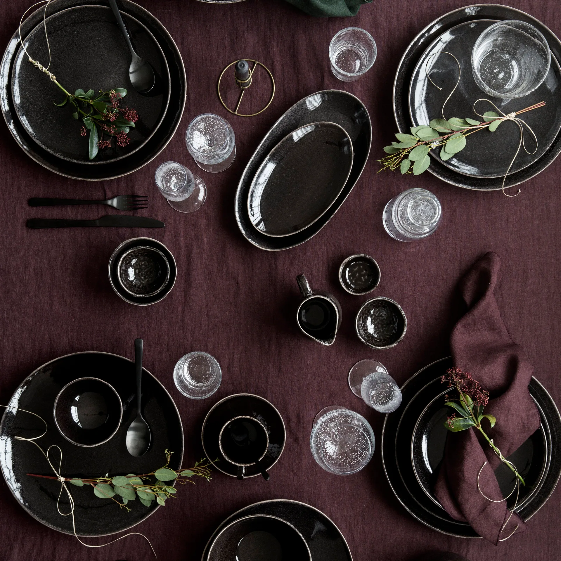 Nordic Coal Teller, Ø 26cm Broste Copenhagen