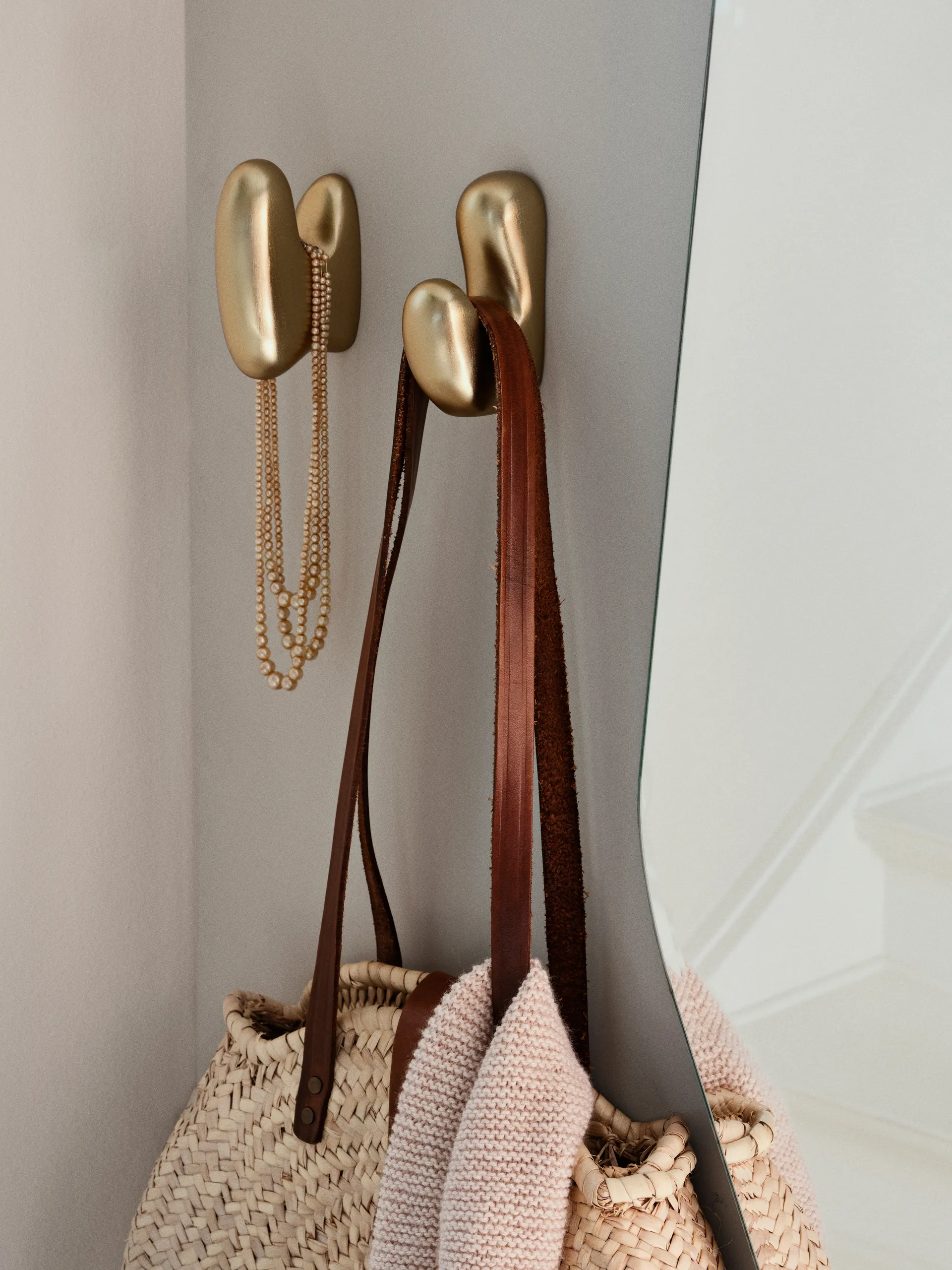 Roberta Haken 10x7 cm, Brass Finish Broste Copenhagen