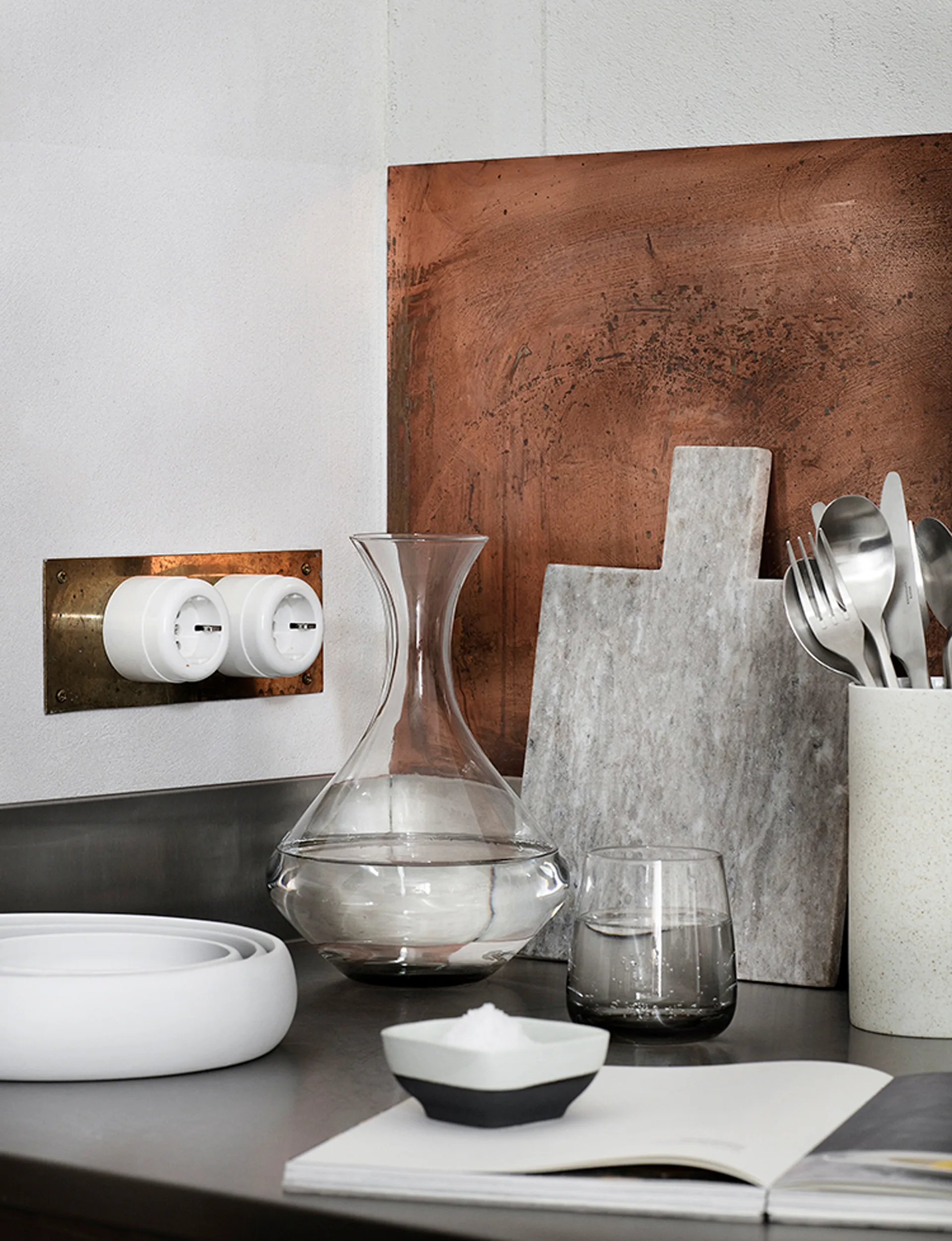 Smoke Karaffe 1,65 Liter, Klar-grau Broste Copenhagen