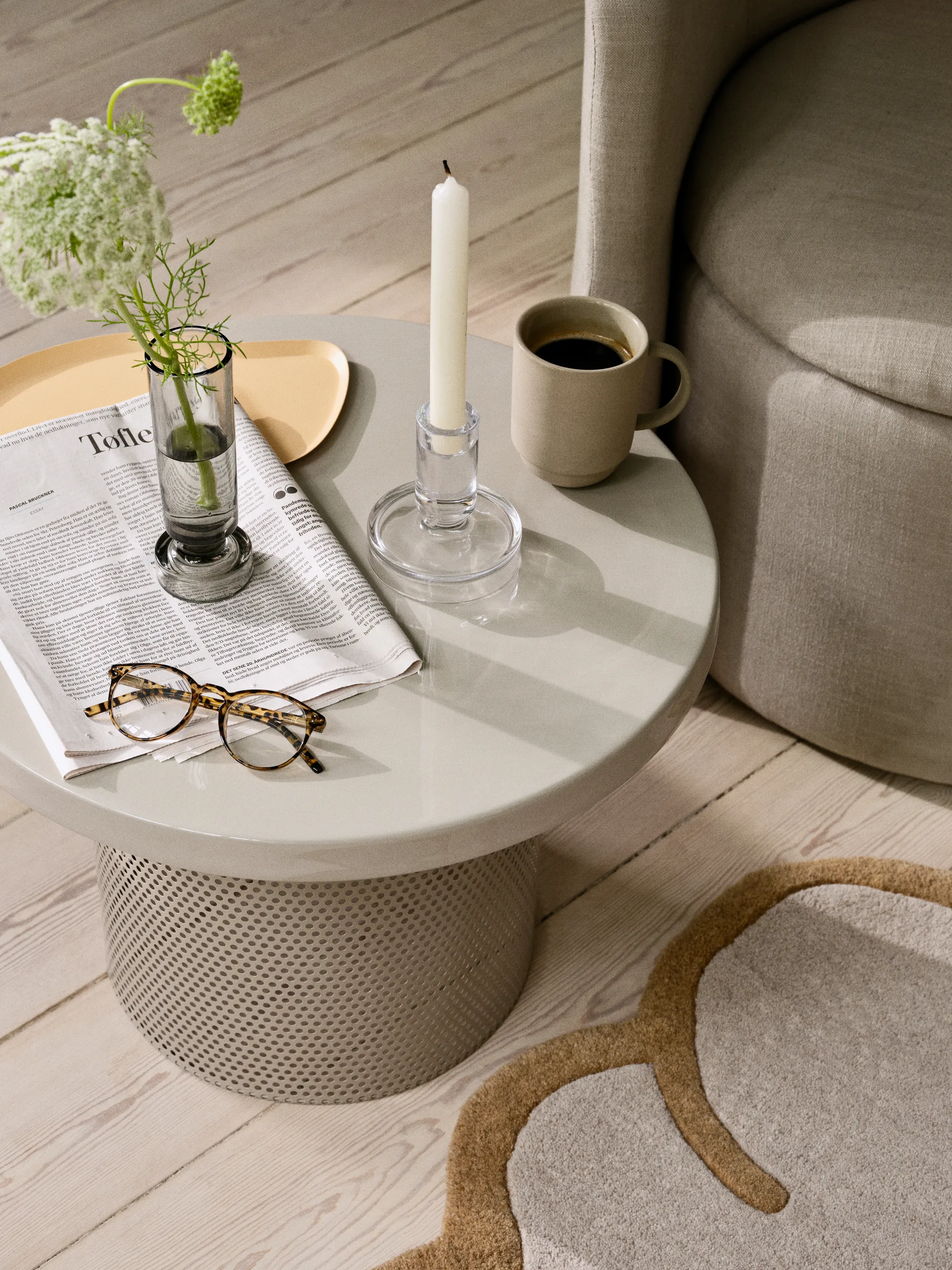 Tulina Tisch Ø50 x 36cm, Off white Broste Copenhagen