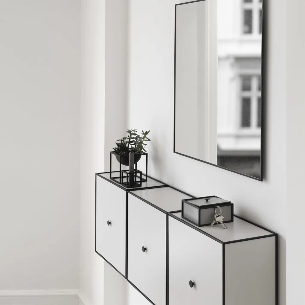 Frame 49 Wandschrank mit Türe von By Lassen online kaufen bei NordicNest.de