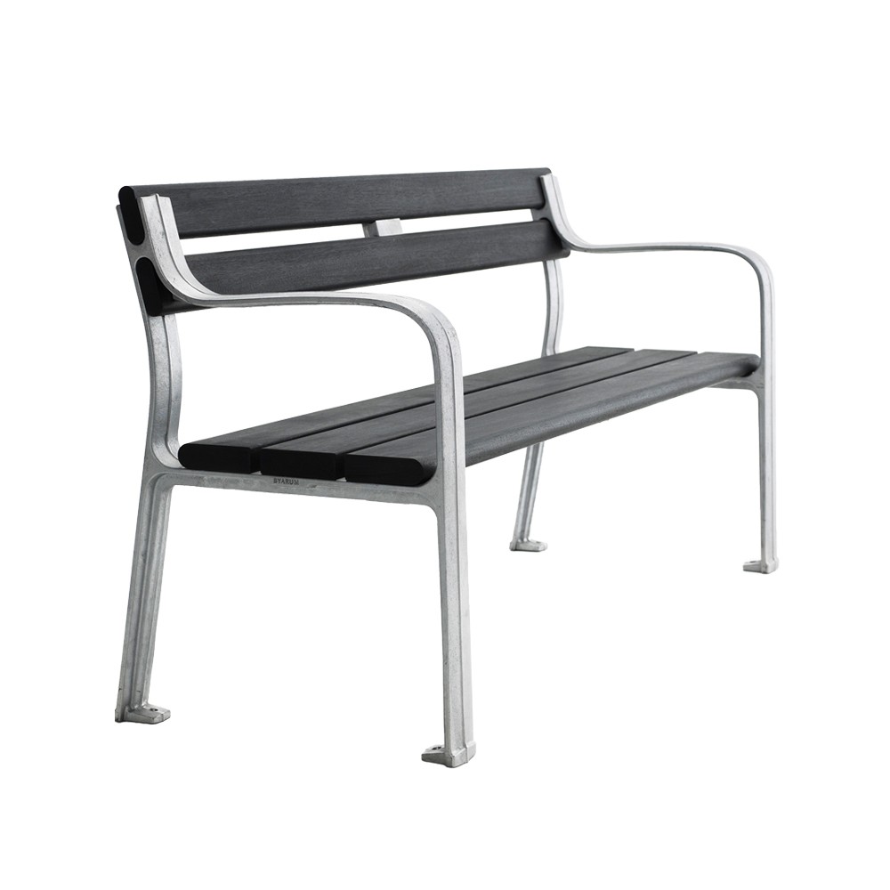 Byarums bruk Joy Sofa Mahagoni schwarz lasiert, Rohaluminiumgestell