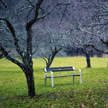 Joy Sofa - Mahagoni schwarz lasiert, Rohaluminiumgestell - Byarums bruk