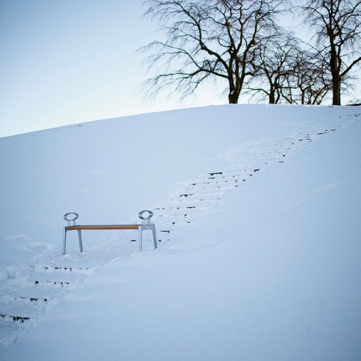 Skillinge Bank - Eiche geölt, Rohaluminiumgestell - Byarums bruk