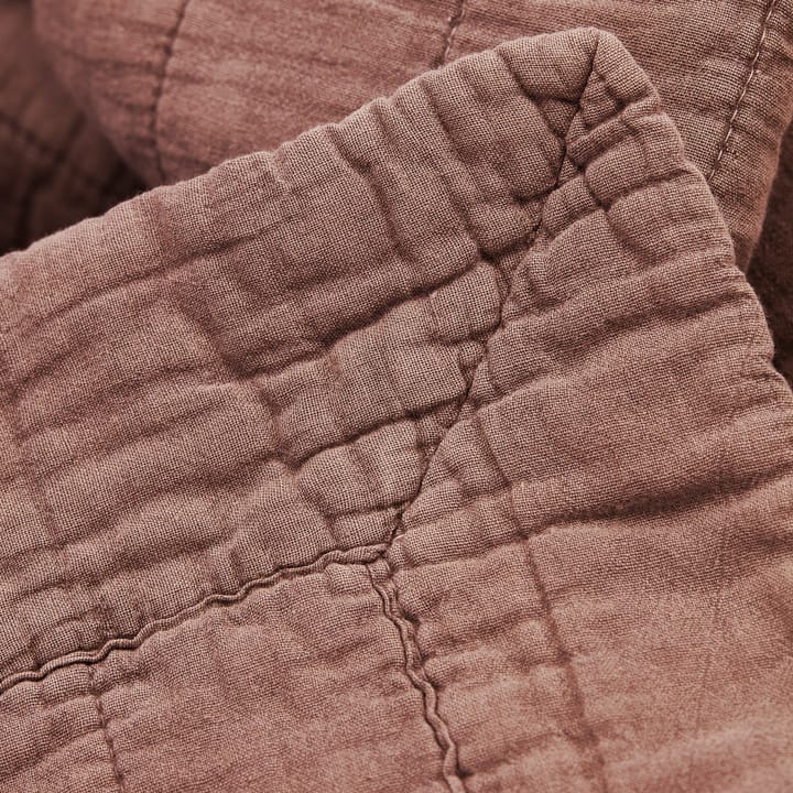 Magnhild gepolsterte Tagesdecke 280 x 280cm - Berry - byNORD