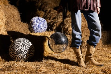 Anima Kissen M 50x50 cm - Zebra-blau - Byon