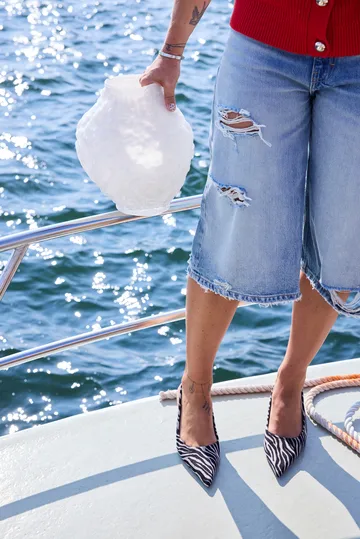 Corallo Vase M 26x28x27 cm - Elfenbeinweiß - Byon