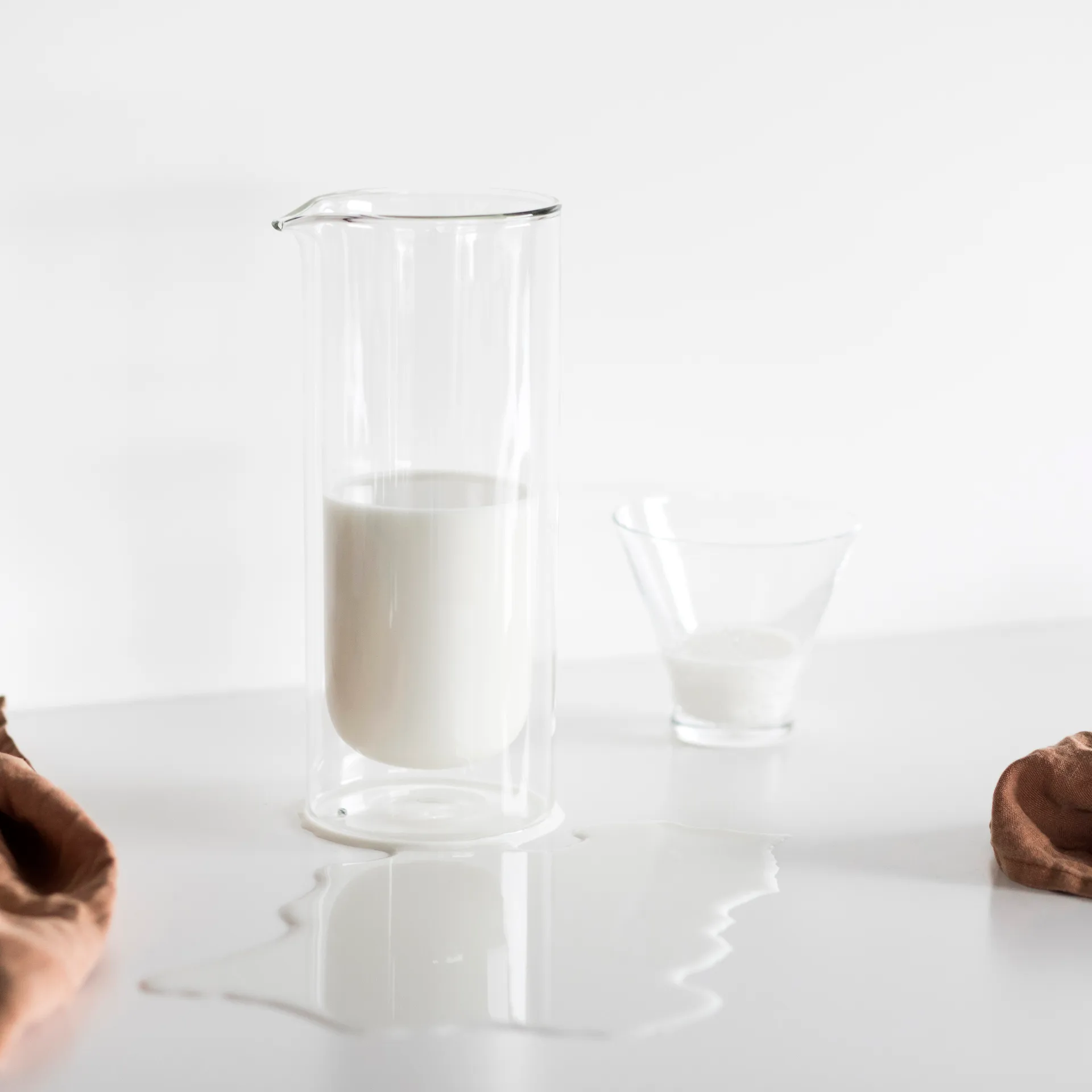 Curve Karaffe, Klar Byon