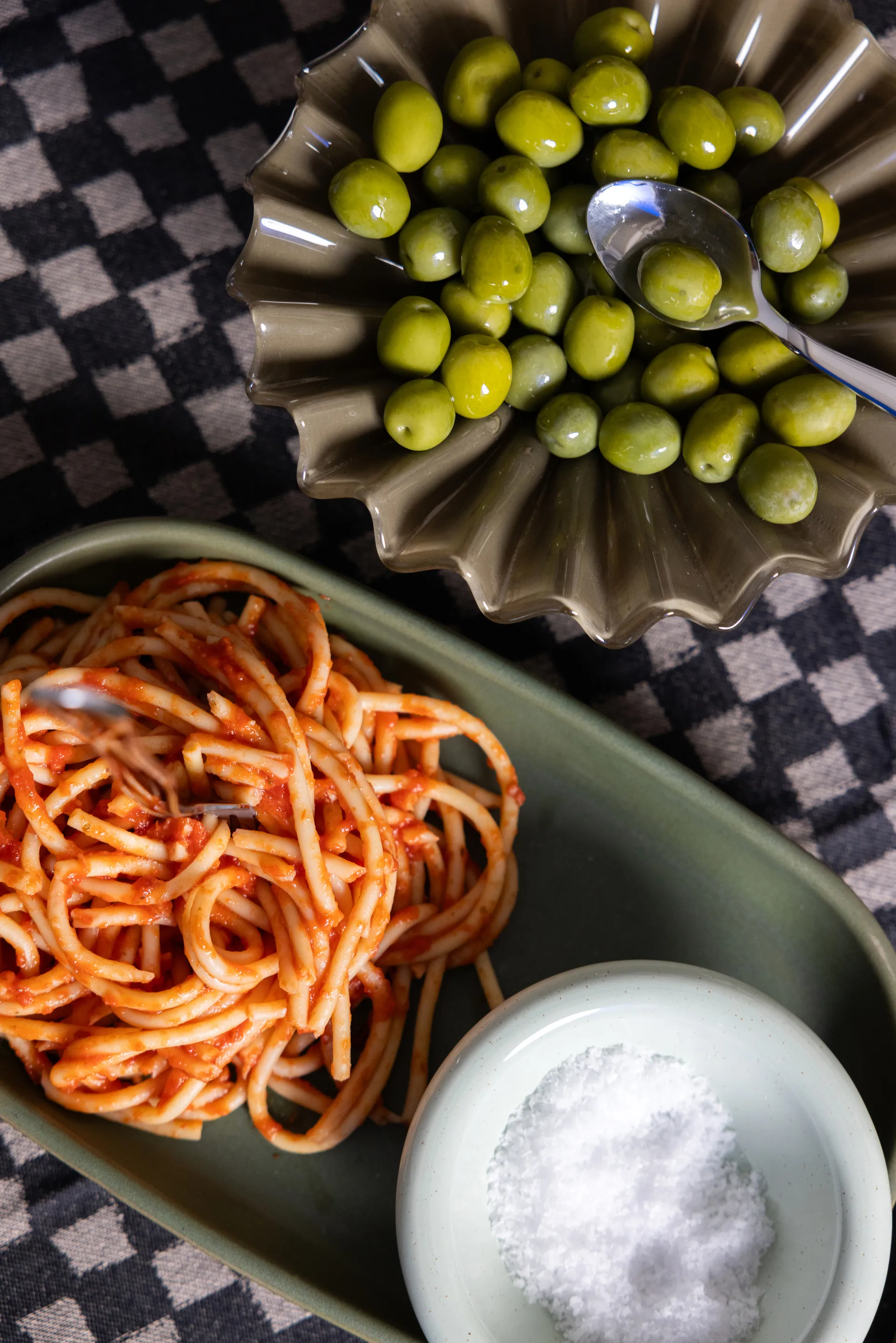 Lori Schale M Ø18cm, Grün-beige Byon