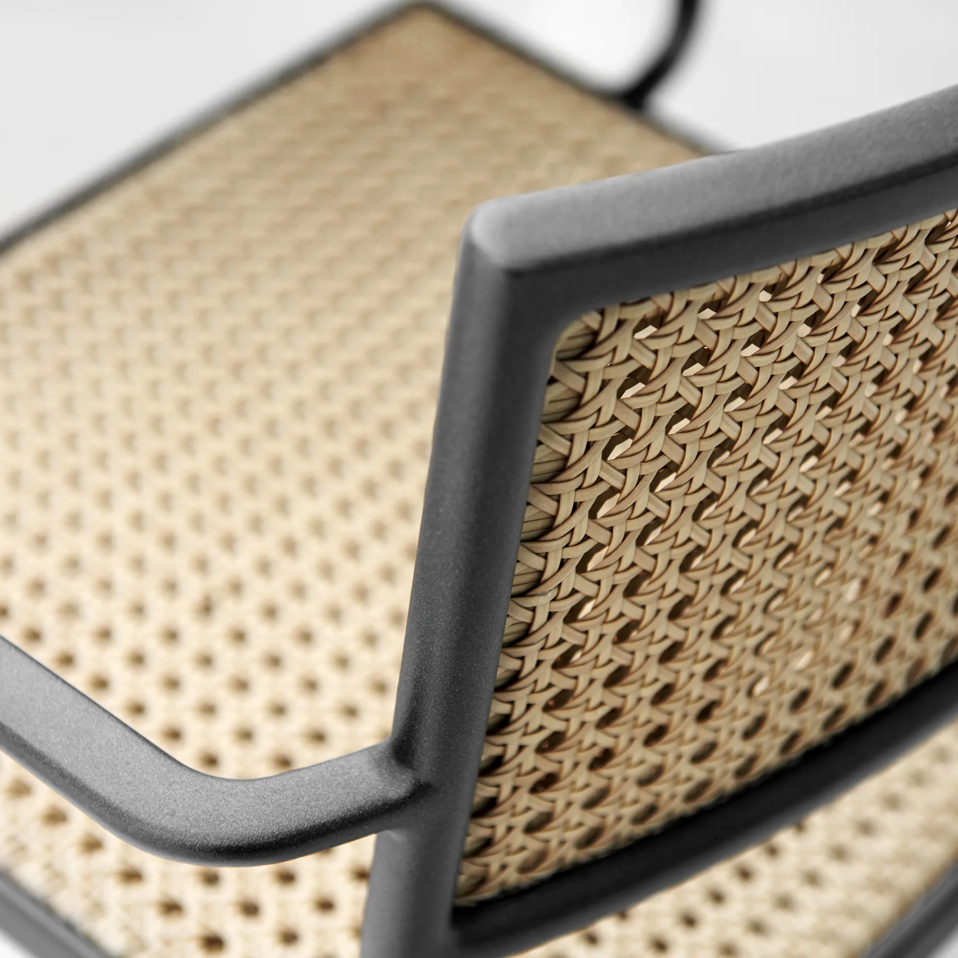 Less Armlehnstuhl, Natur-lava grey stativ Cane-line