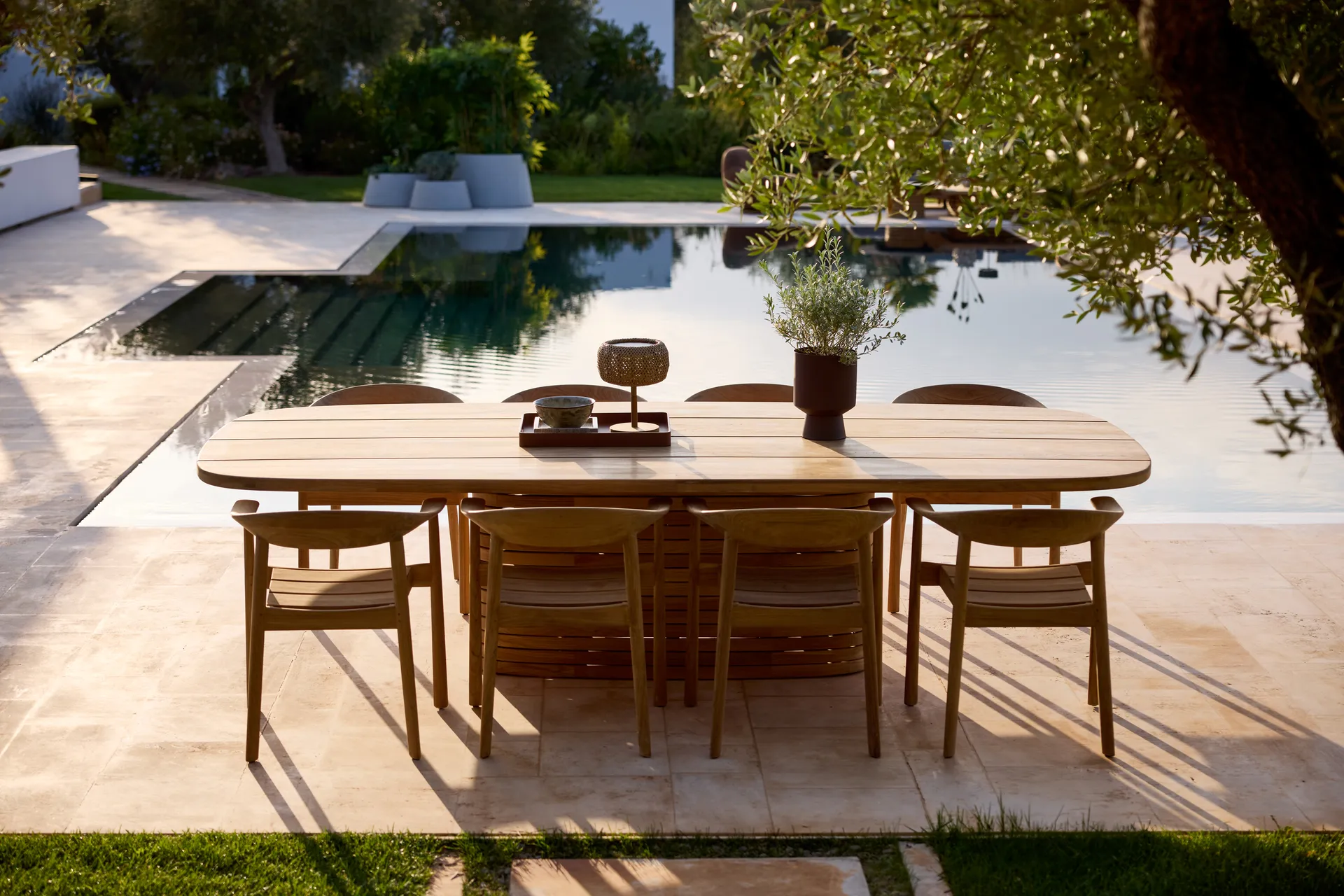 Majestic Armlehnstuhl, Teak Cane-line