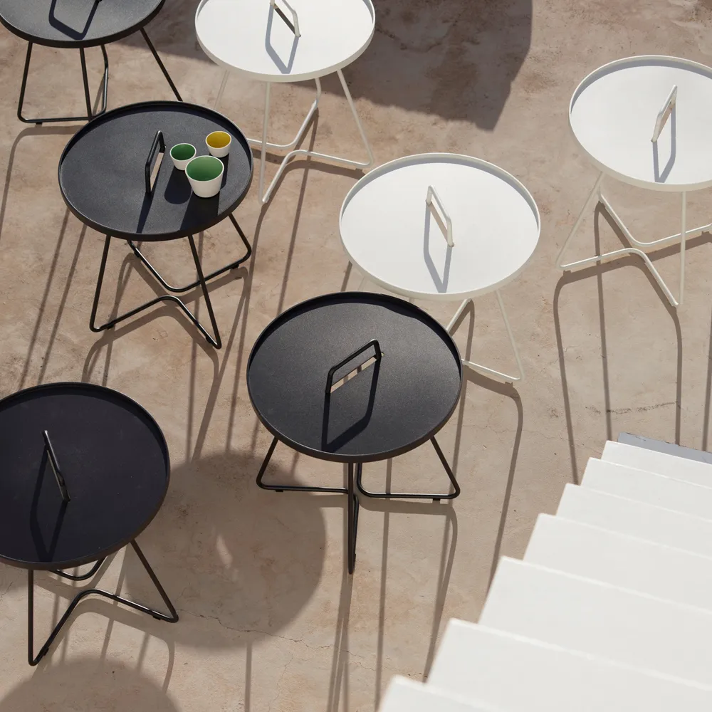 On the move Tisch Ø52 cm, Black Cane-line