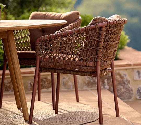 Ozean Armlehnenstuhl Aluminium, Umber brown (Soft Rope) Cane-line