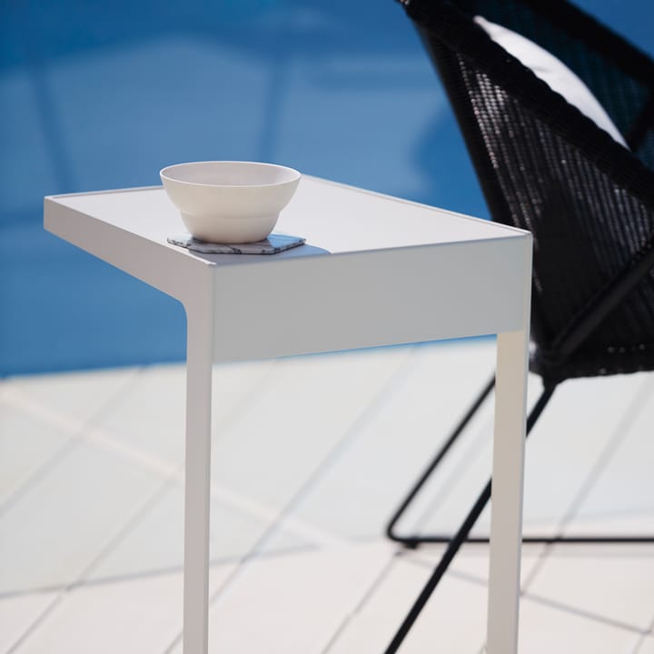 Time out Beistelltisch, White Cane-line