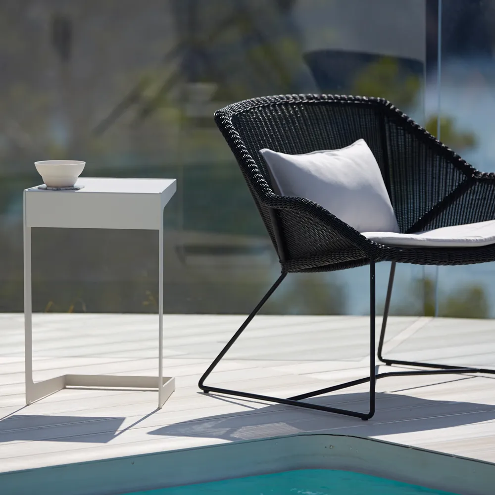 Time out Beistelltisch, White Cane-line