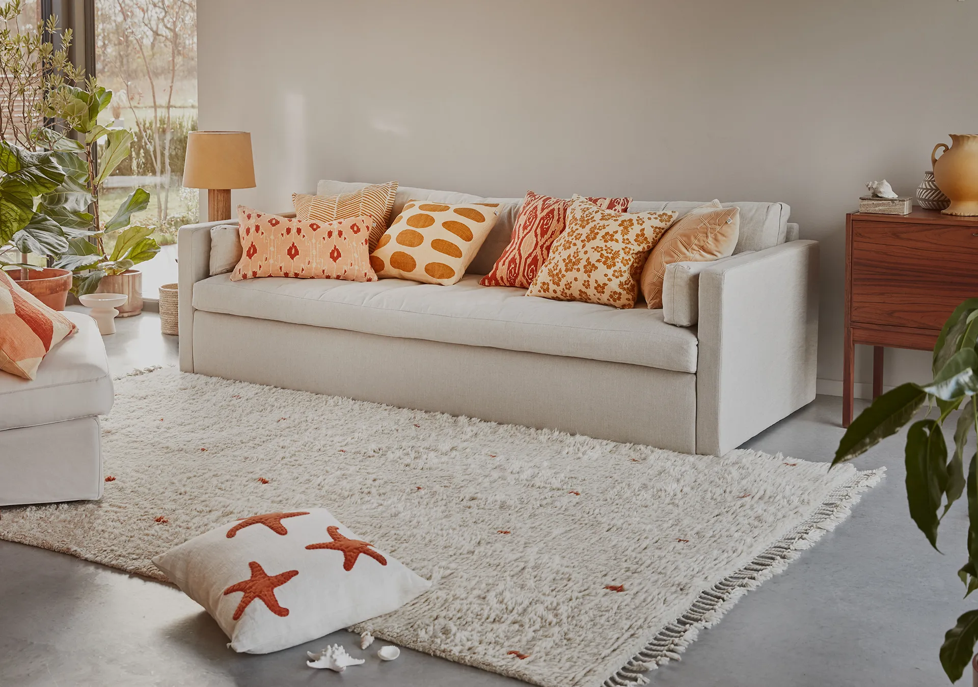 Hawa Kissenbezug 50 x 50cm, Light beige-apricot-rose Chhatwal & Jonsson