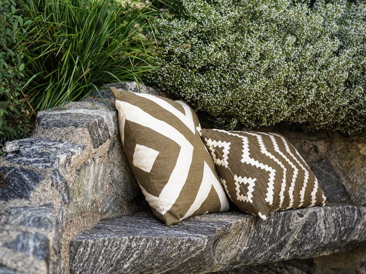 Impal Outdoor Kissen, Shitake/off white, 50cm Chhatwal & Jonsson