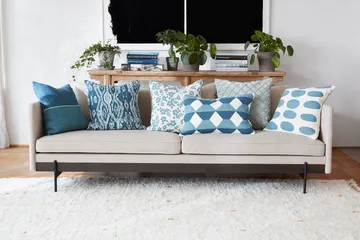 Indu Kissenbezug 50 x 50cm - Off white-heaven blue - Chhatwal & Jonsson